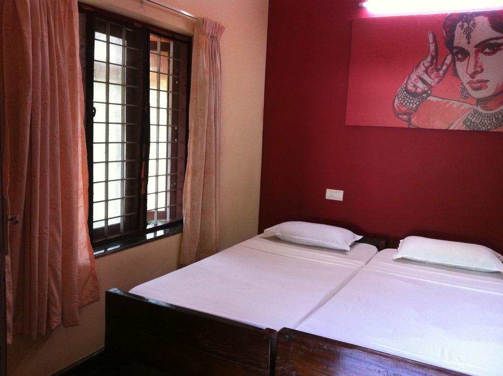 Paradise Inn Guest House Alappuzha Zewnętrze zdjęcie